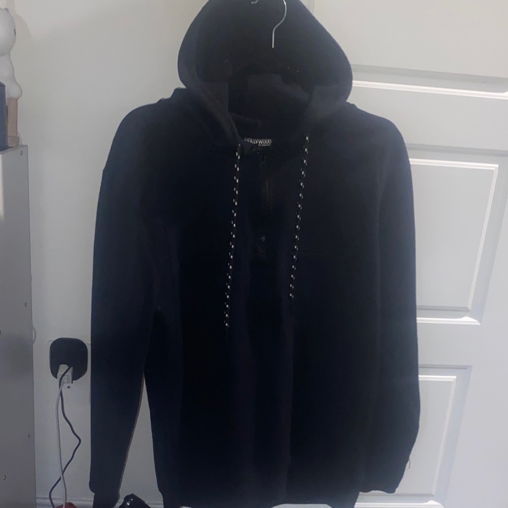 Black Hoodie Sweatshirt with Drawstring Hood